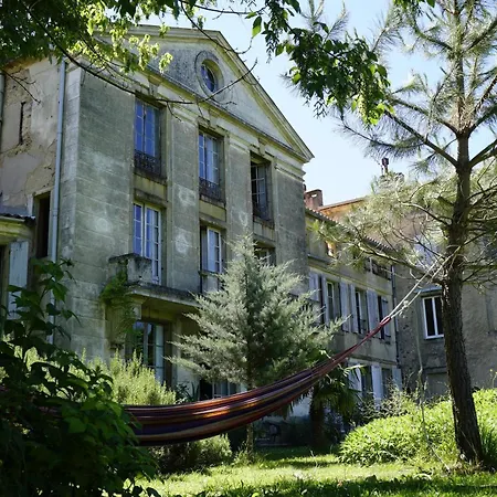 Claire's - In Shared Village Chateau *